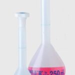 FIOLA 100ML DE PLASTICO AFORADA
